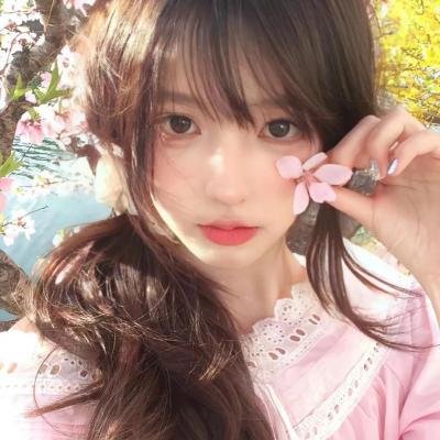 少女与海怪封面